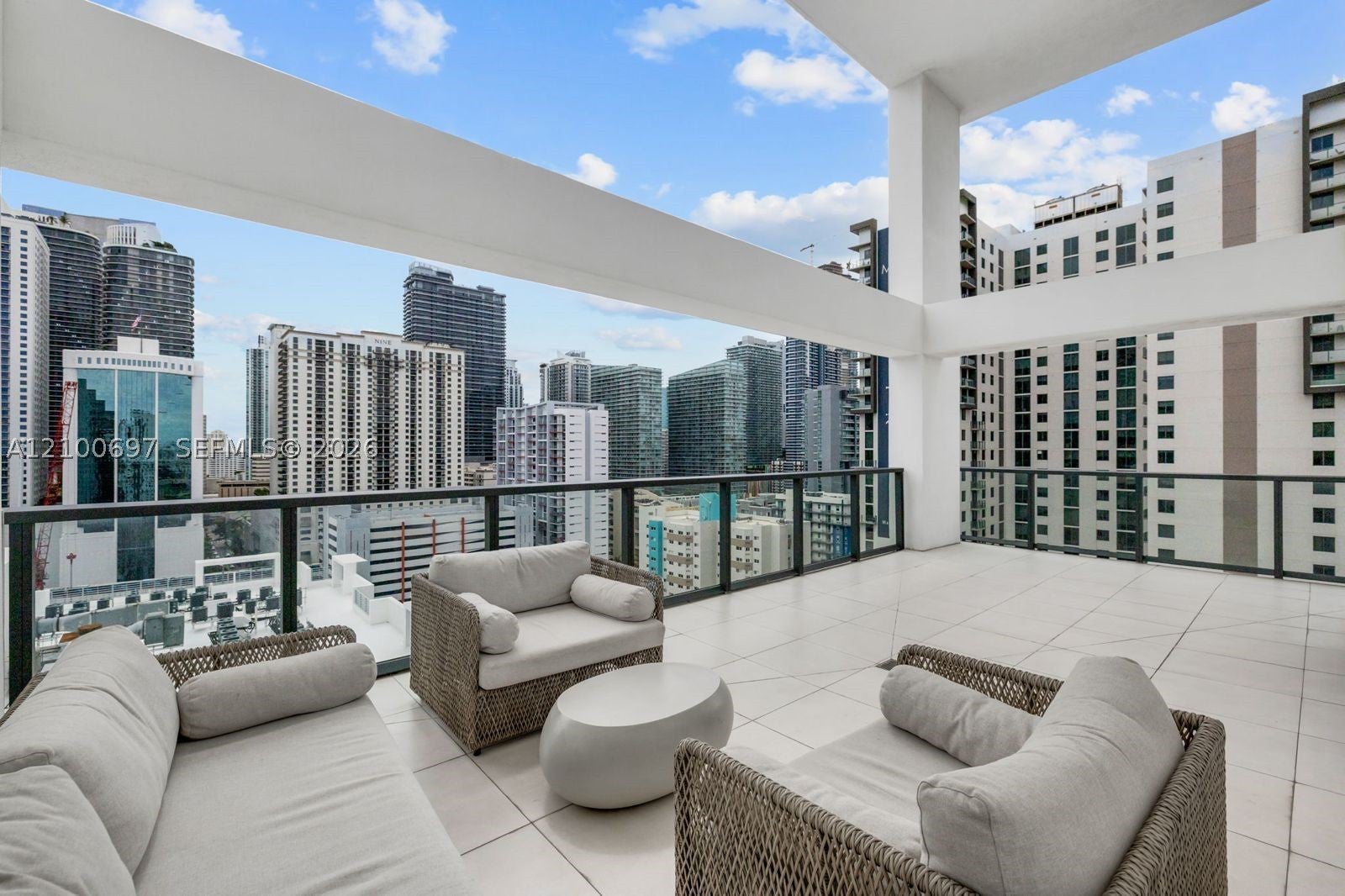 239 SW 9th St 1801