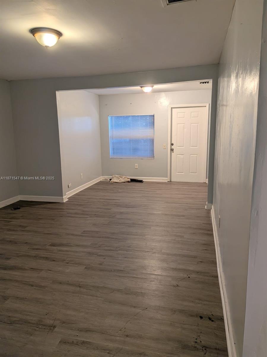 HOLLYWOOD PARK - Residential Income