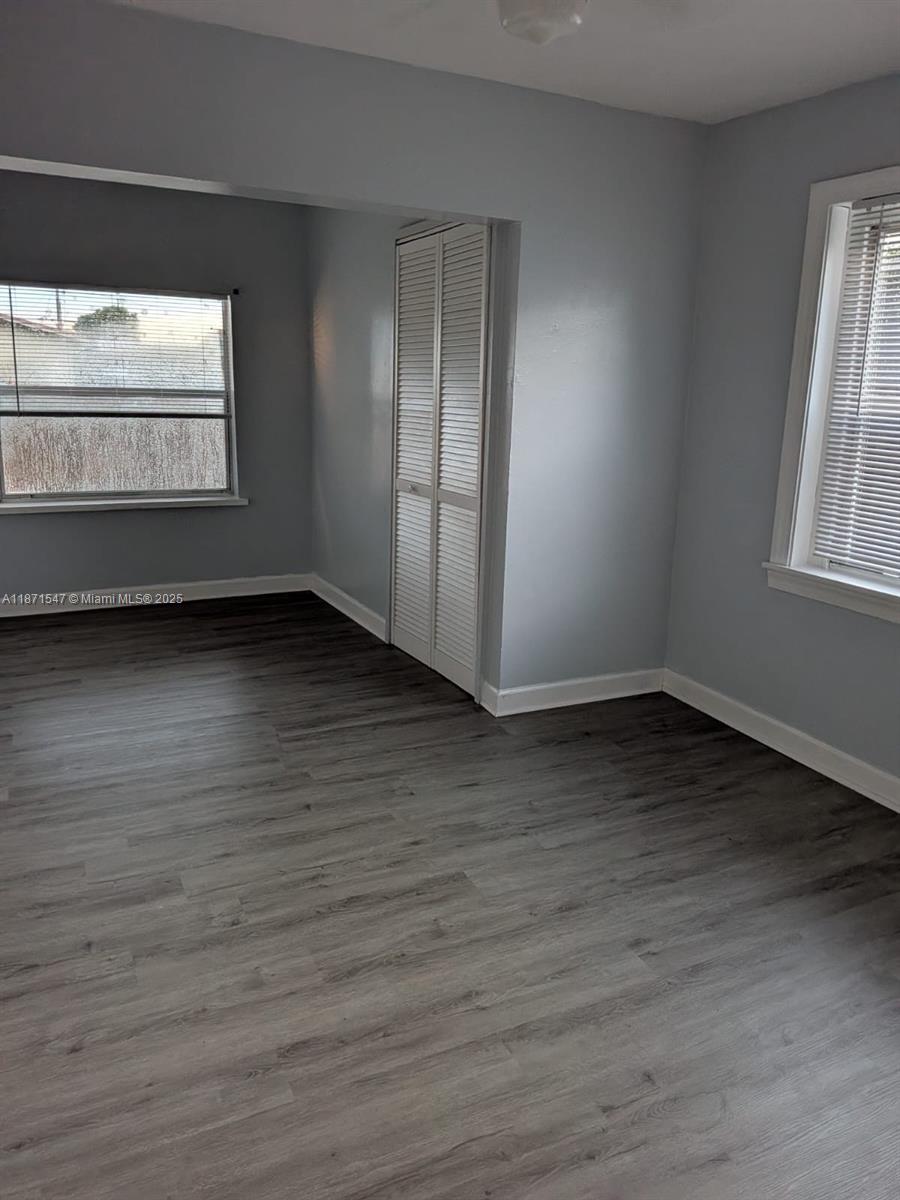 HOLLYWOOD PARK - Residential Income