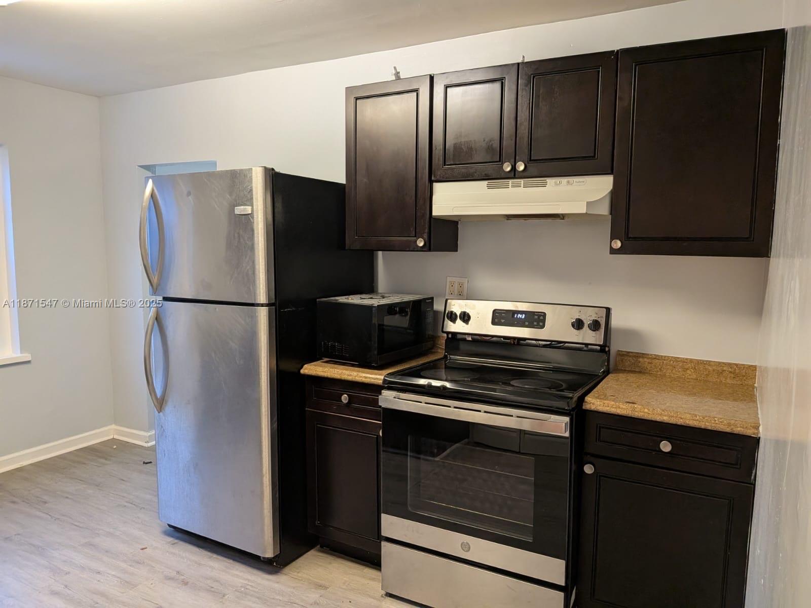 View photos, virtual tours, details... 2132 Mckinley St