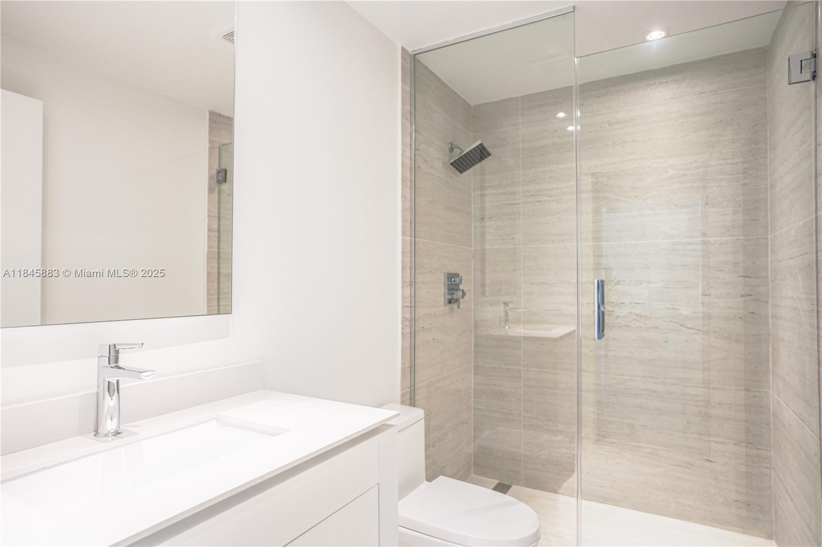 BAHAMA HOUSE CONDO - Residential Lease