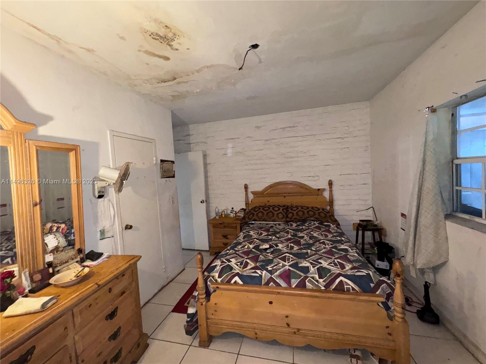 WEST MIAMI SHORES SEC D - Residential