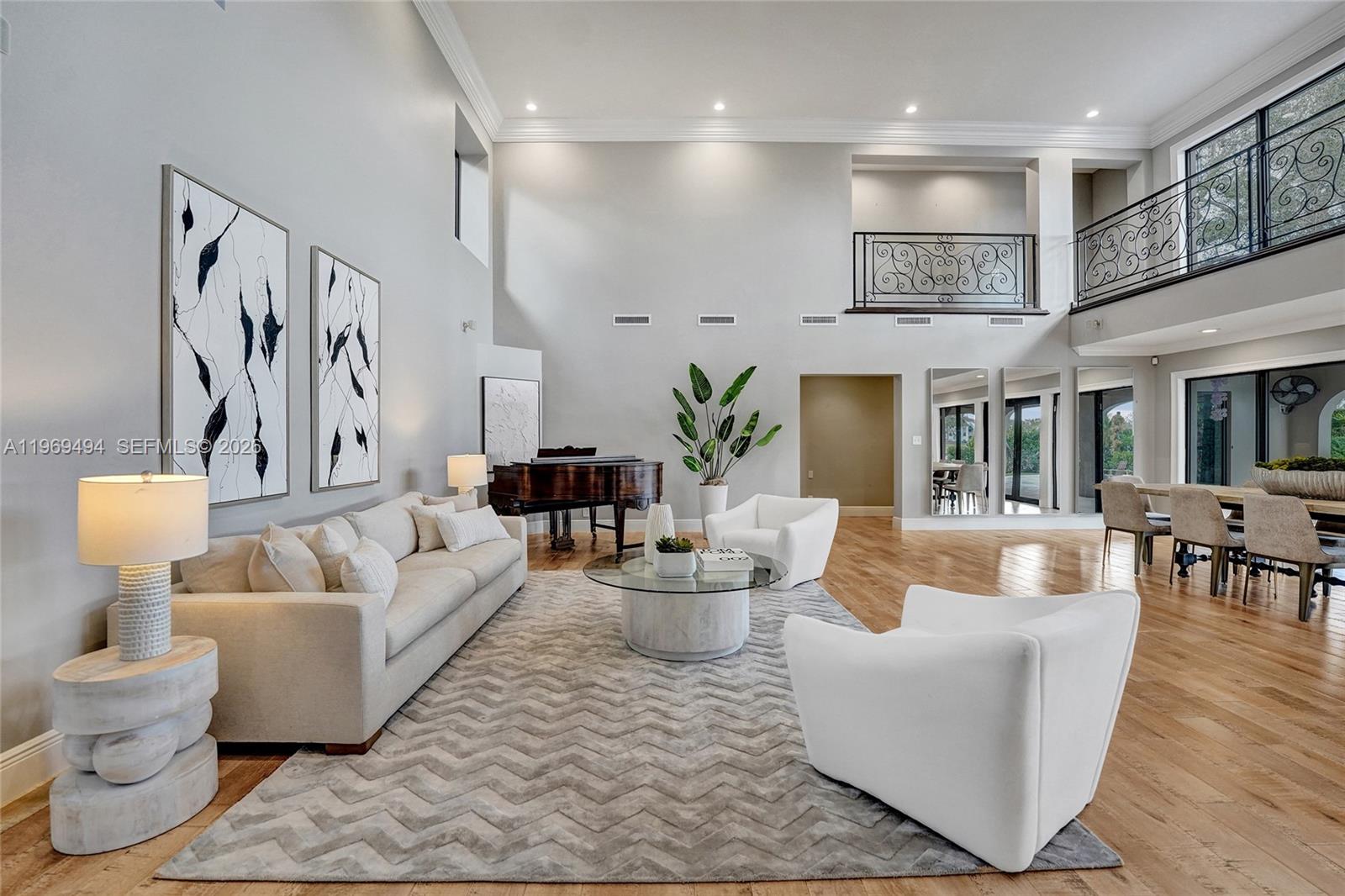 HOLLYWOOD HILLS NORTH SEC - Residential