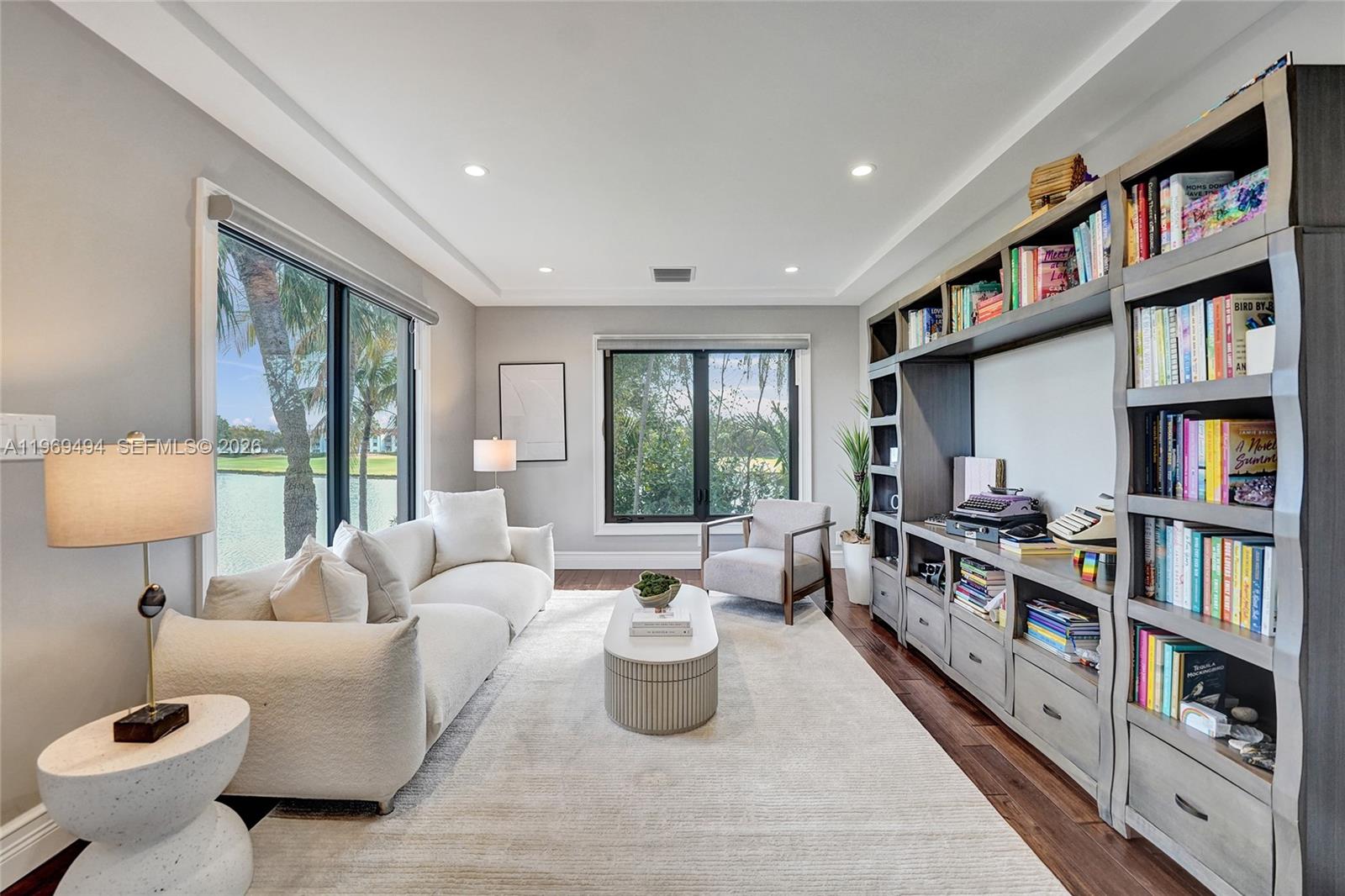 HOLLYWOOD HILLS NORTH SEC - Residential