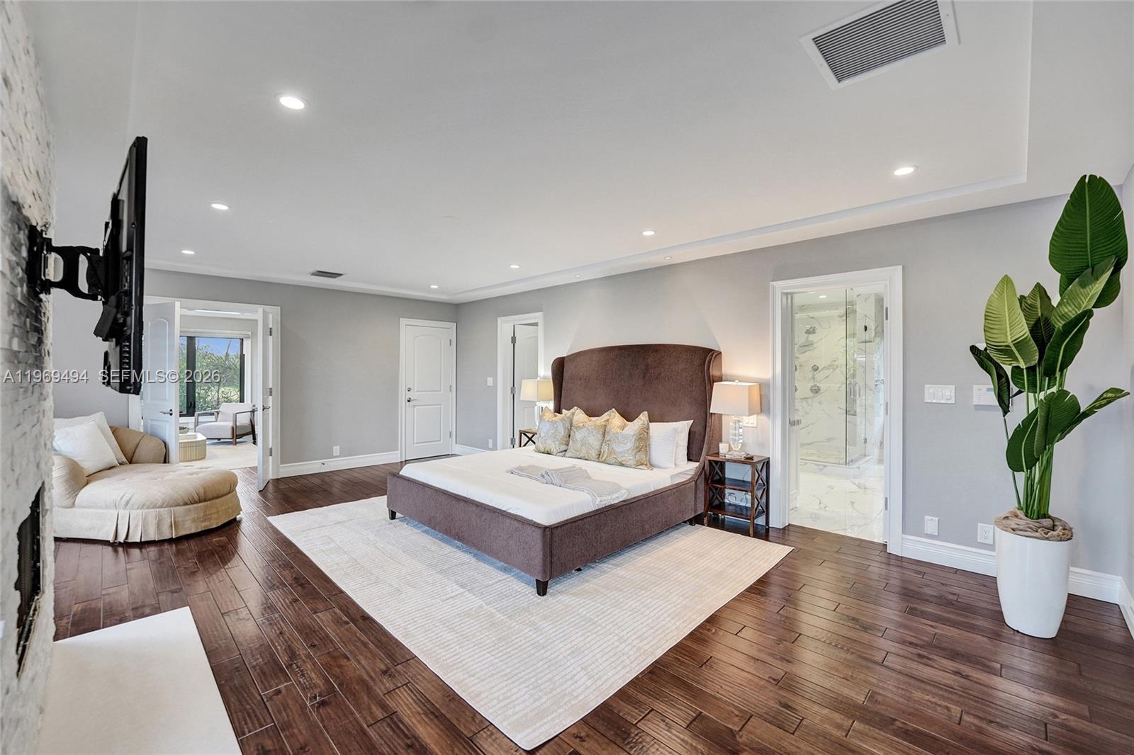 HOLLYWOOD HILLS NORTH SEC - Residential