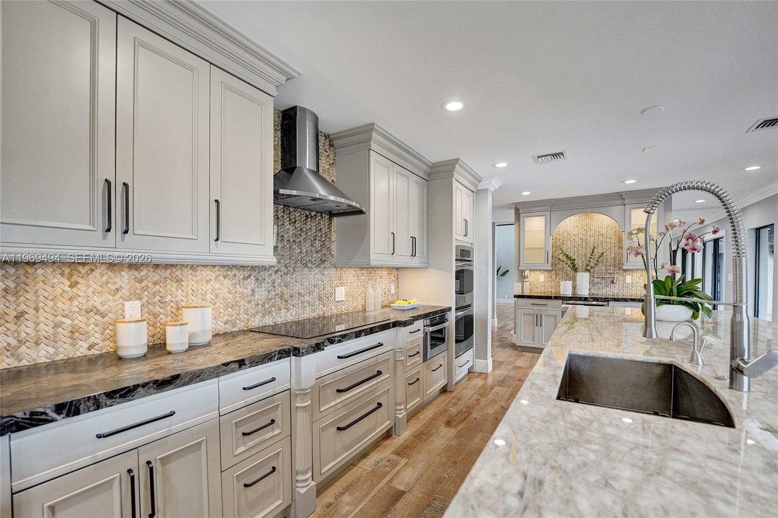 HOLLYWOOD HILLS NORTH SEC - Residential