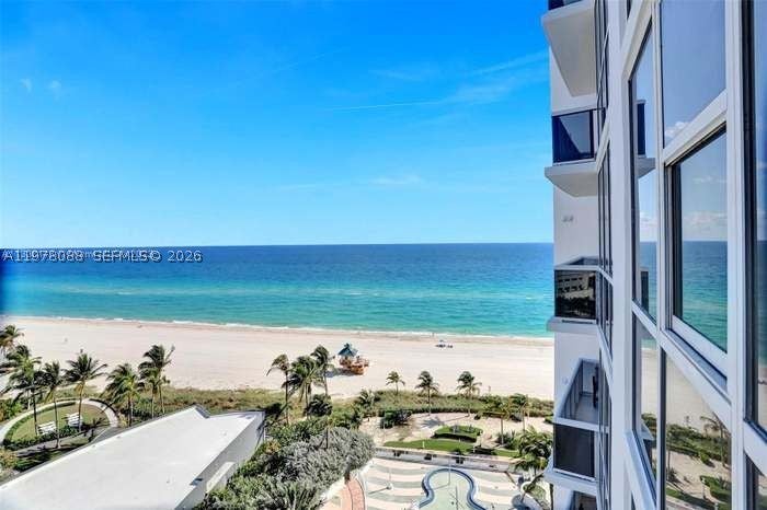 18201 Collins Ave 1202