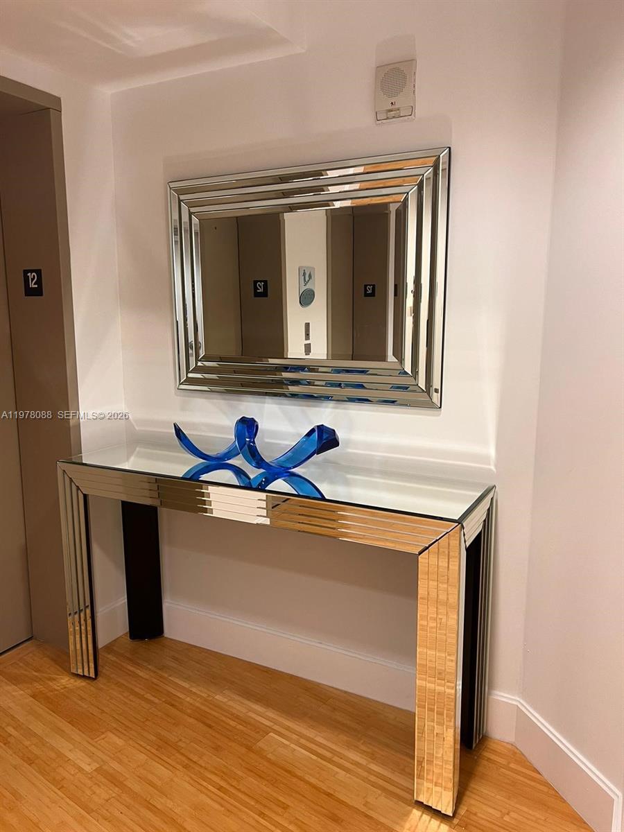 TRUMP ROYALE CONDO - Residential