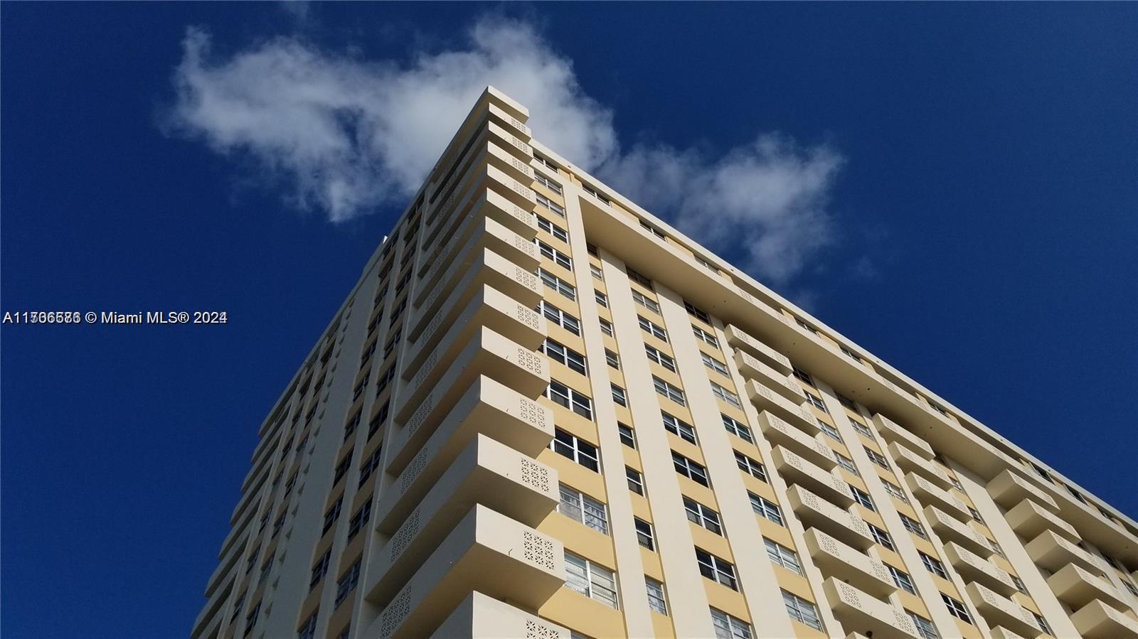 PLAZA TOWERS NORTH CONDO - Residential