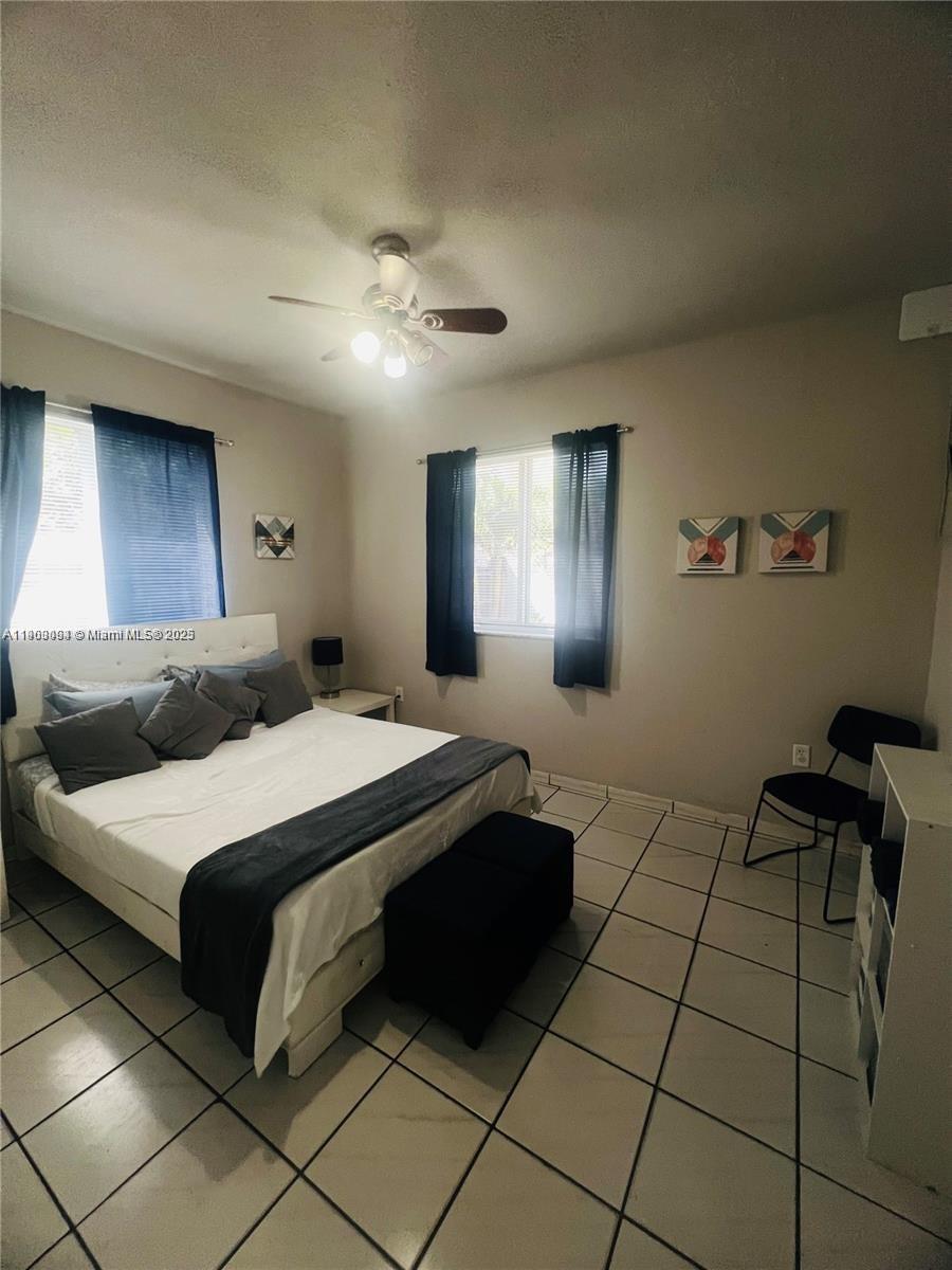 ¤MELROSE HEIGHTS - Residential Lease