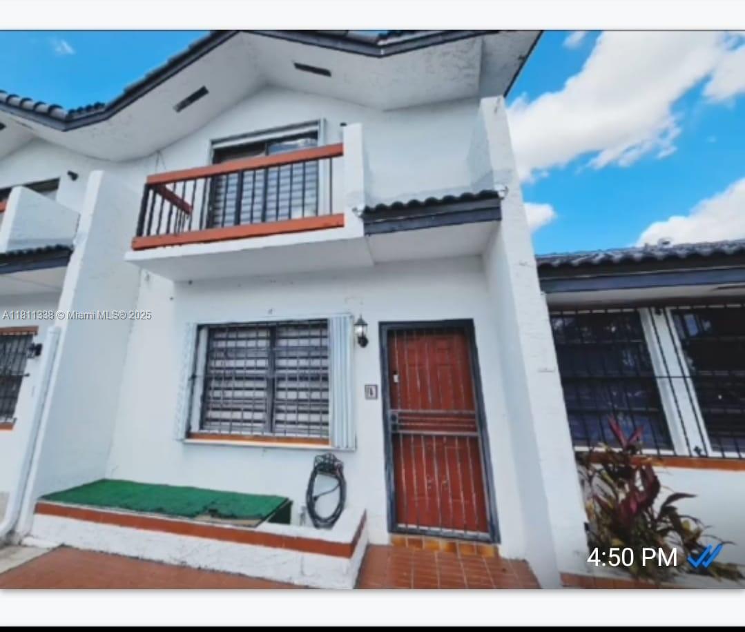Address Not Disclosed, Sweetwater, Miami-Dade County, Florida - 2 Bedrooms  
3 Bathrooms - 