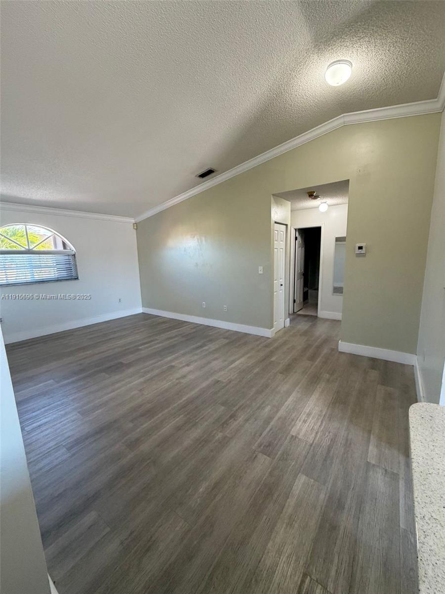 EL PRADO XIV CONDO - Residential Lease