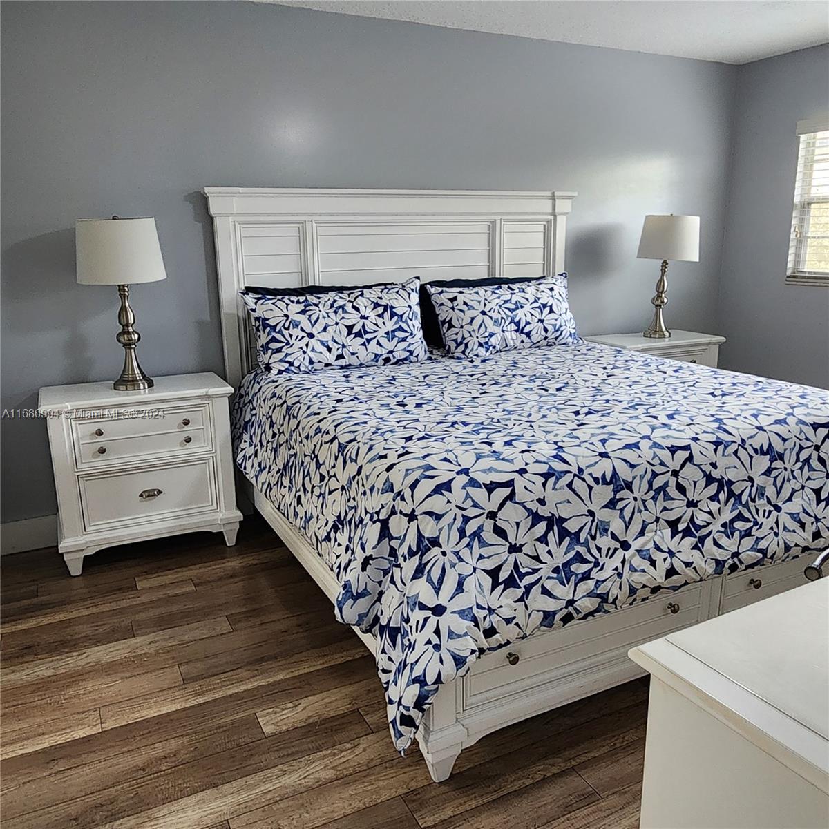 CAMBRIDGE AT CENTURY VILL - Residential