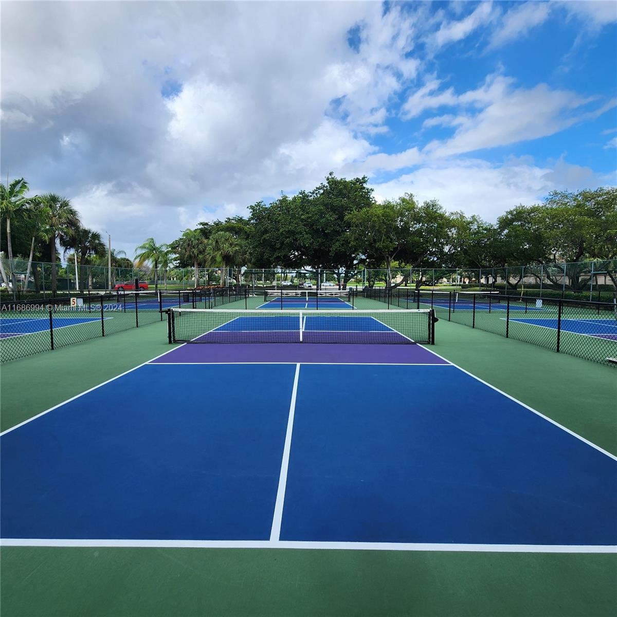 CAMBRIDGE AT CENTURY VILL - Residential