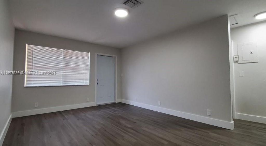 Photo of 518 SW 2nd St #4, Pompano Beach, FL 33060 (MLS # A11537085)