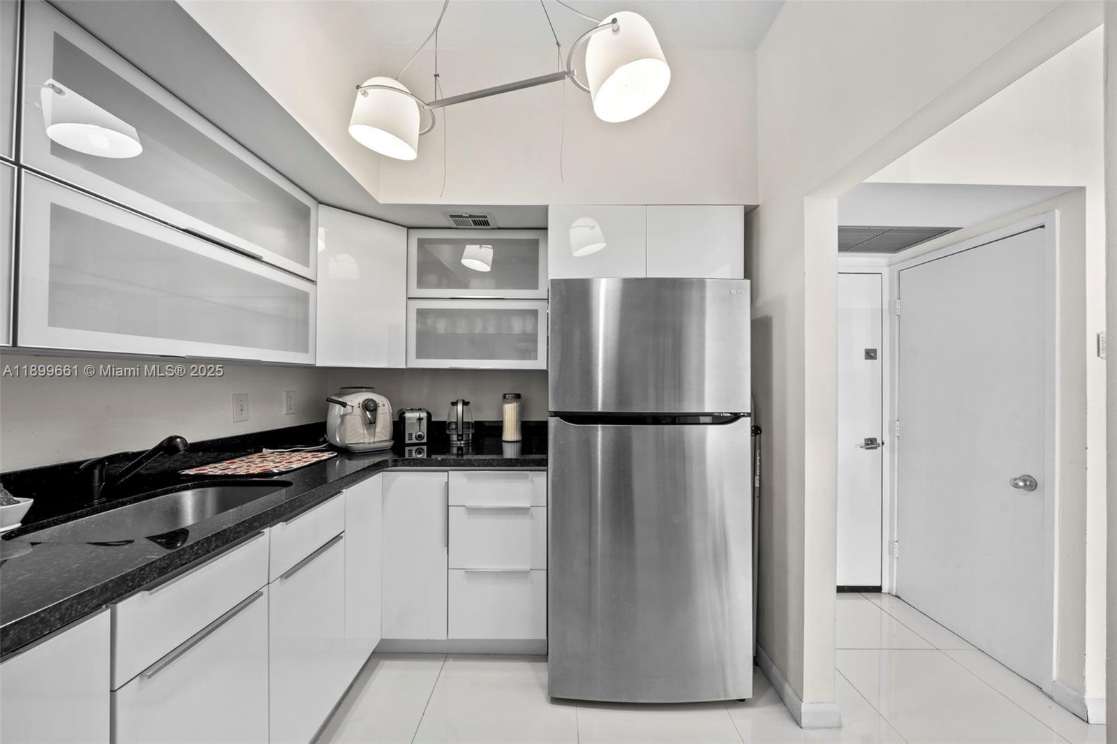 FLAMENCO CONDO TOWER 2 - Residential