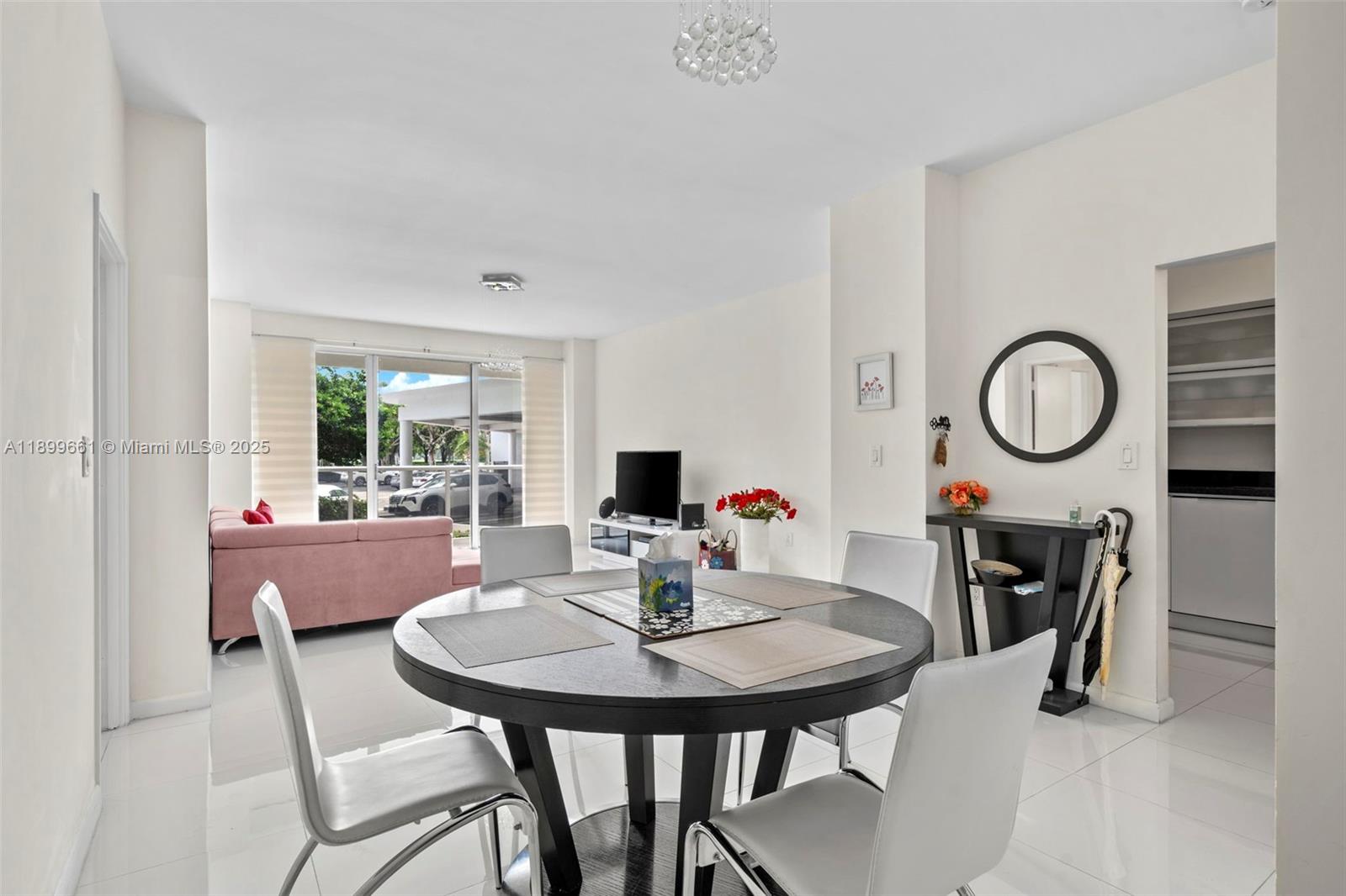 FLAMENCO CONDO TOWER 2 - Residential
