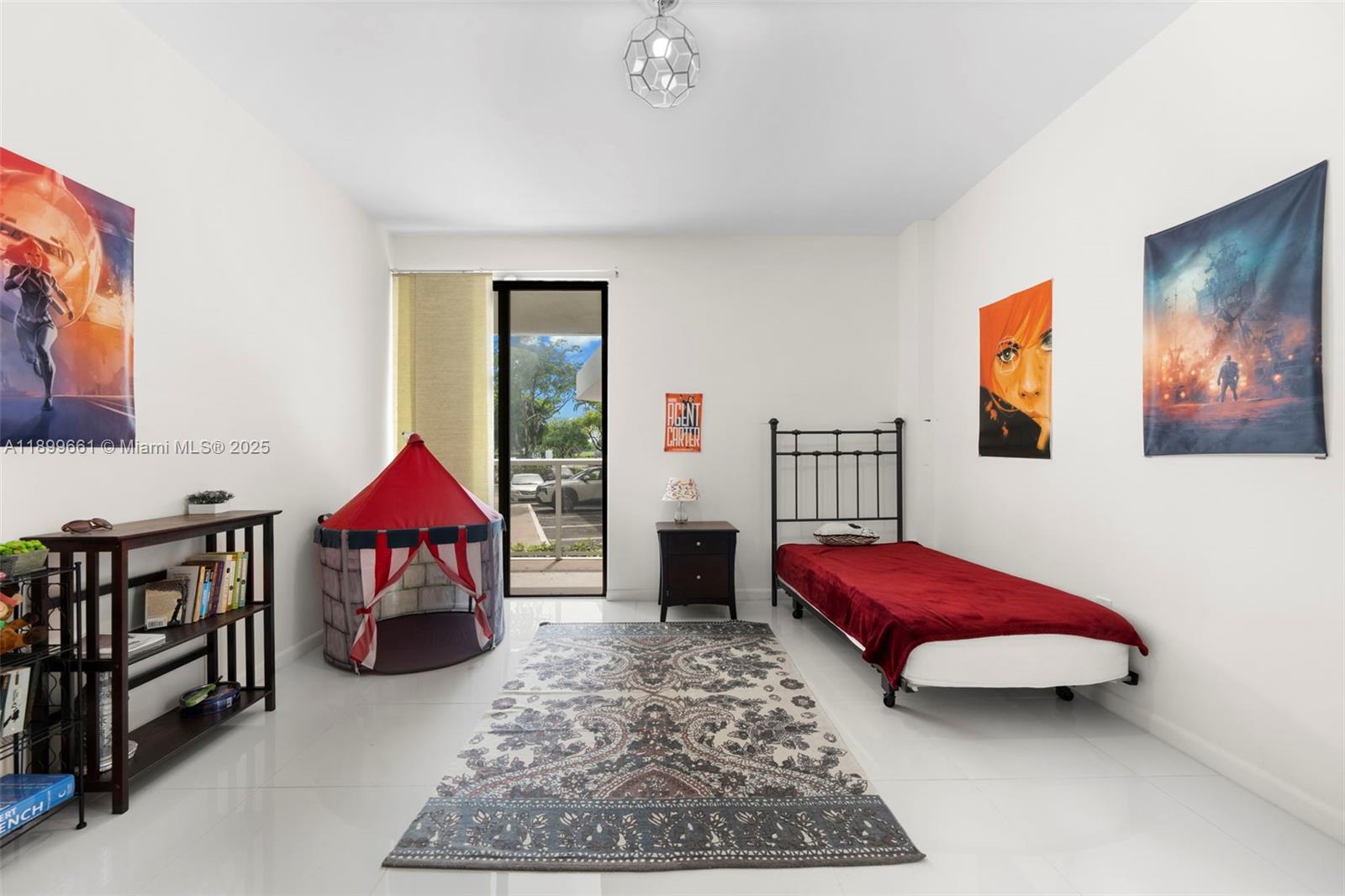FLAMENCO CONDO TOWER 2 - Residential