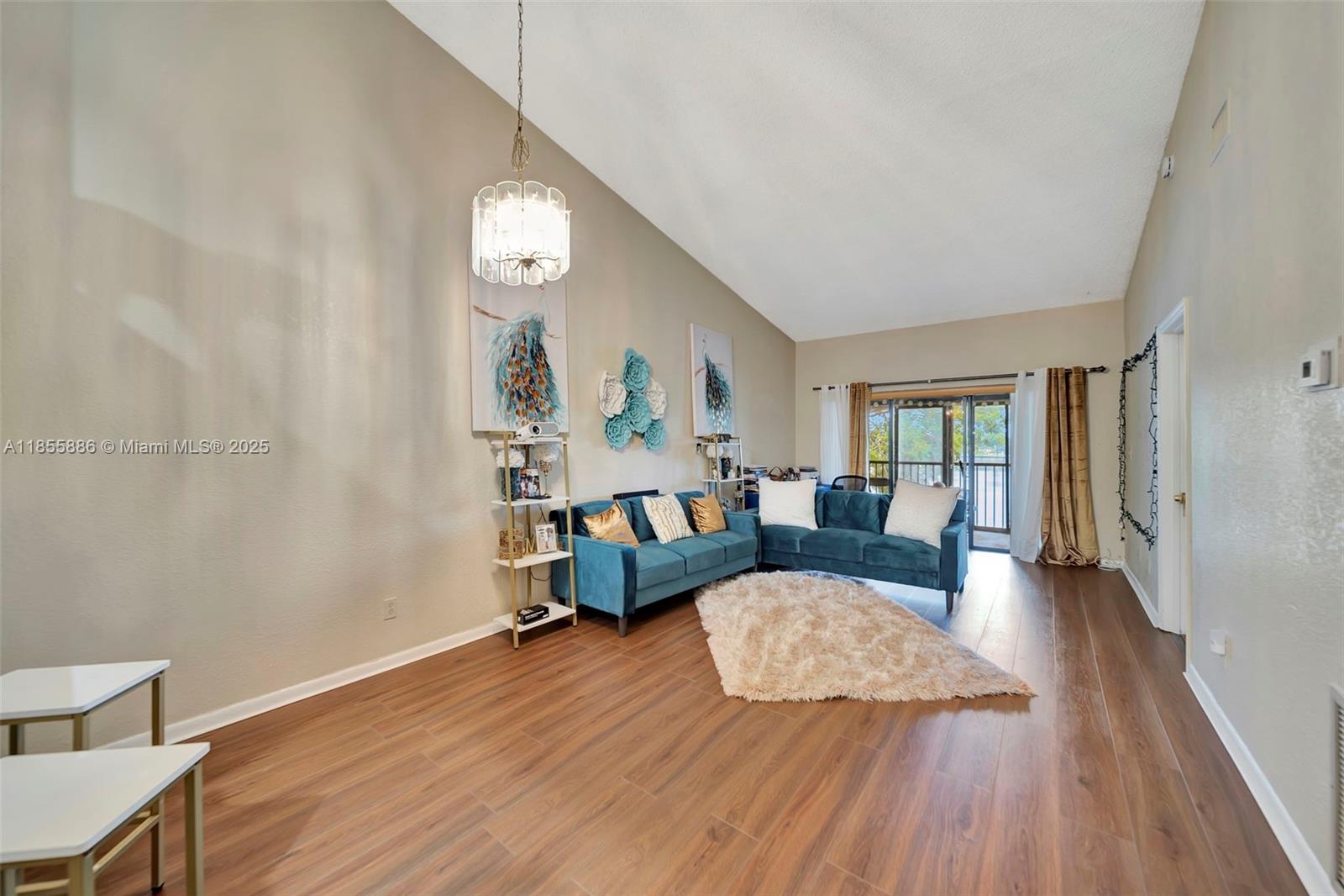 MIRA LAGO CONDO - Residential