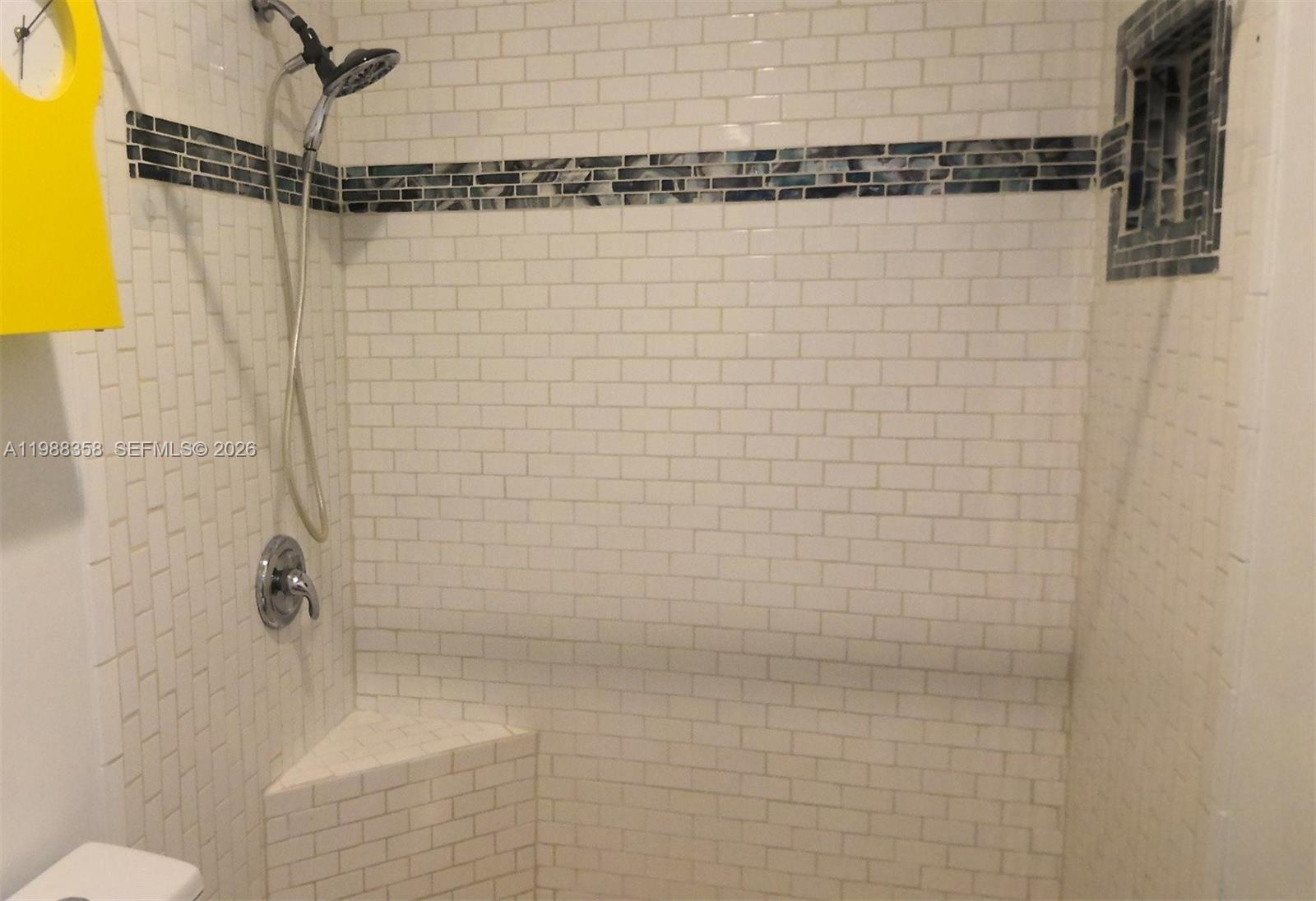 BELLAGIO AT VIZCAYA - Residential Lease