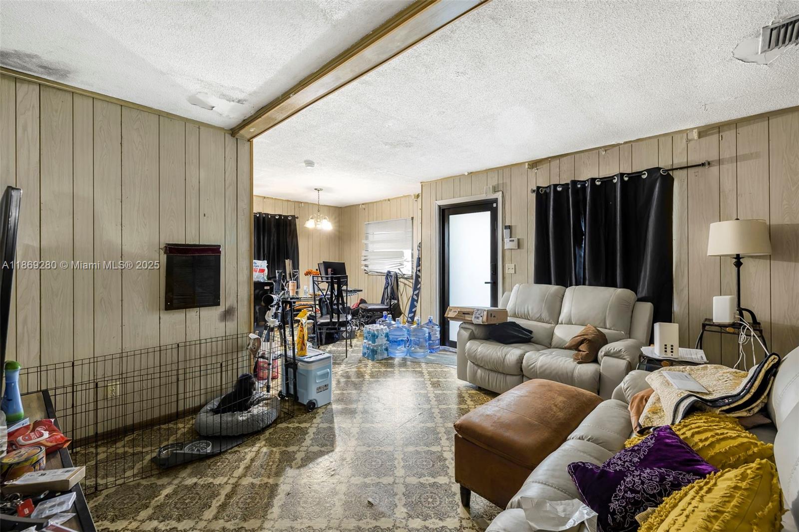 MEAD MANOR - Residential