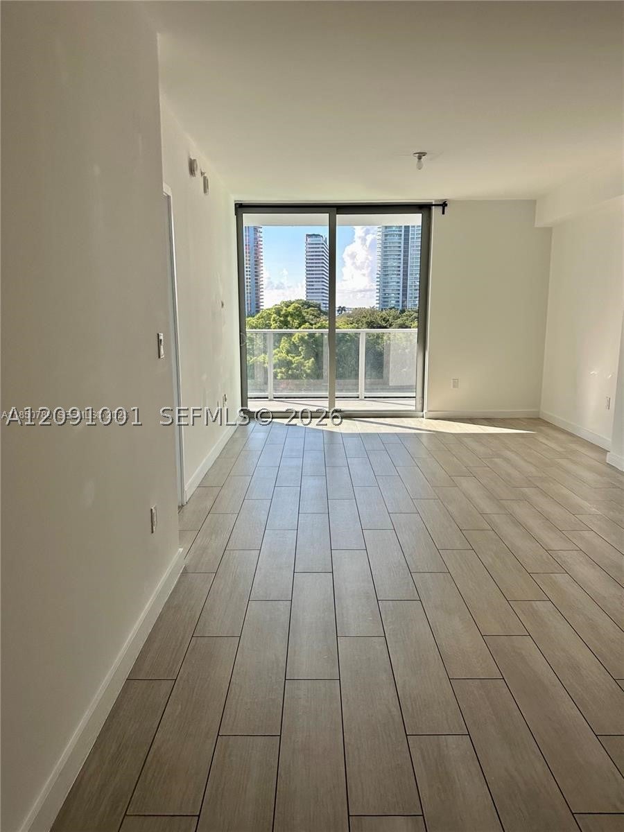 1600 SW 1st Ave 605