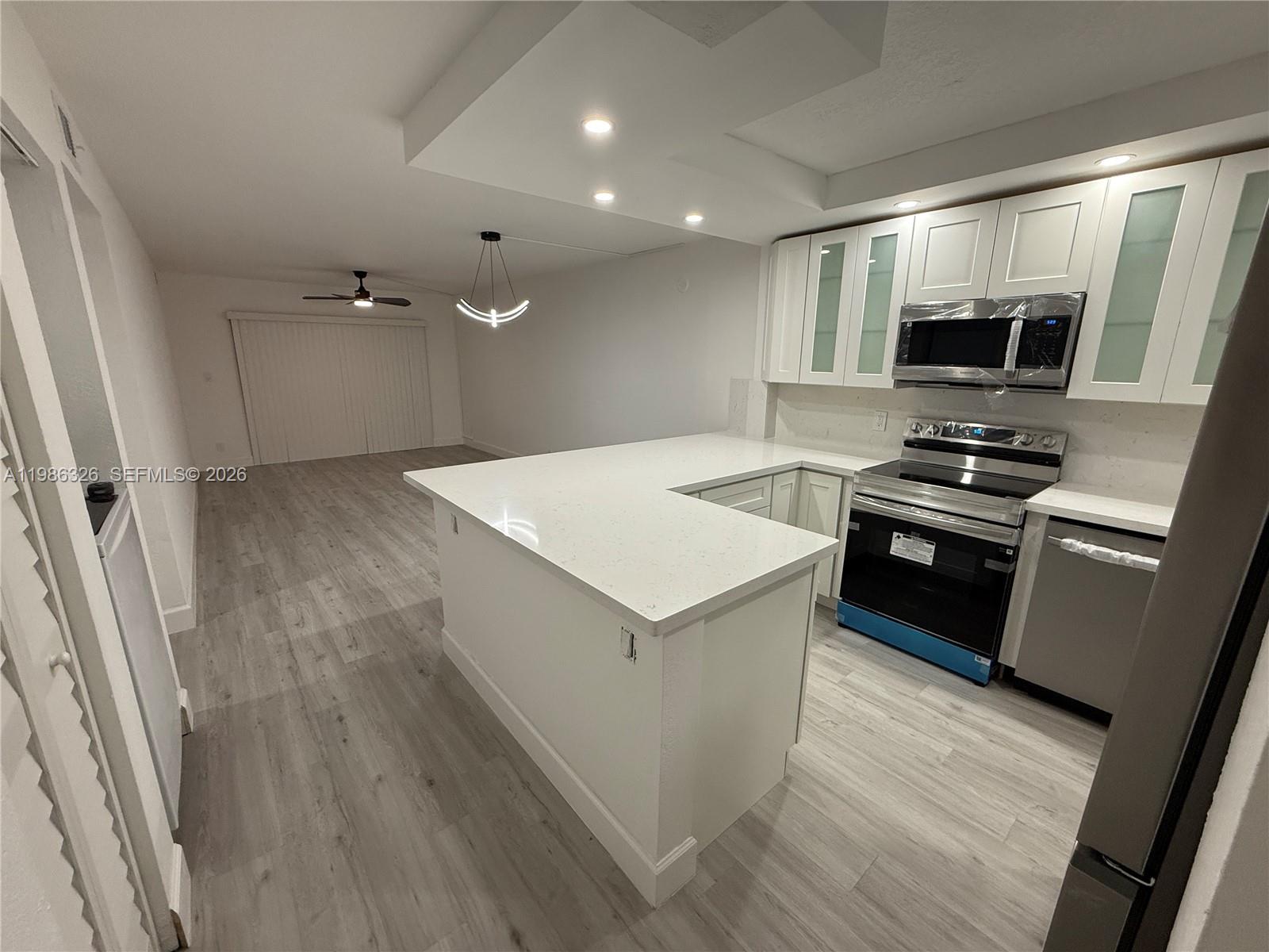 WATERS EDGE OF CORAL SPRI - Residential Lease