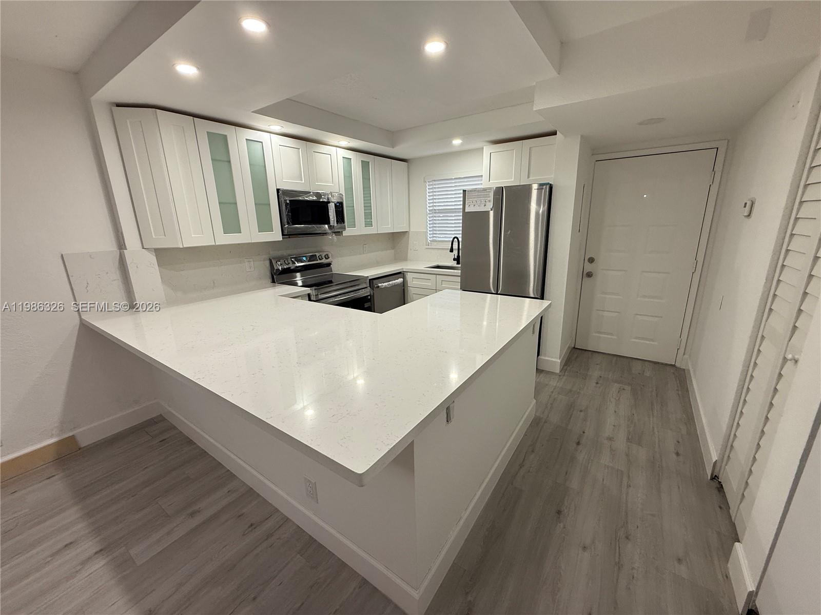 WATERS EDGE OF CORAL SPRI - Residential Lease