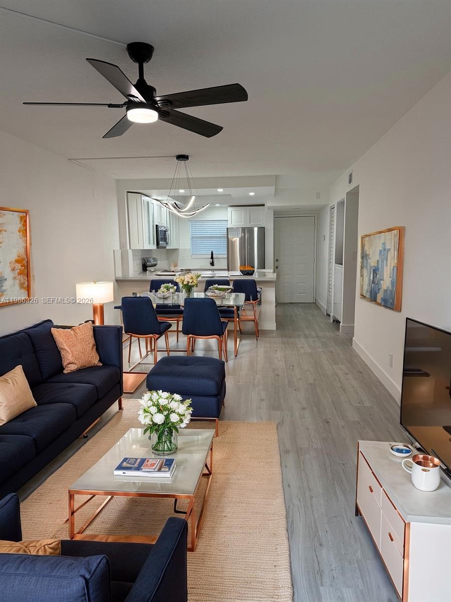 WATERS EDGE OF CORAL SPRI - Residential Lease