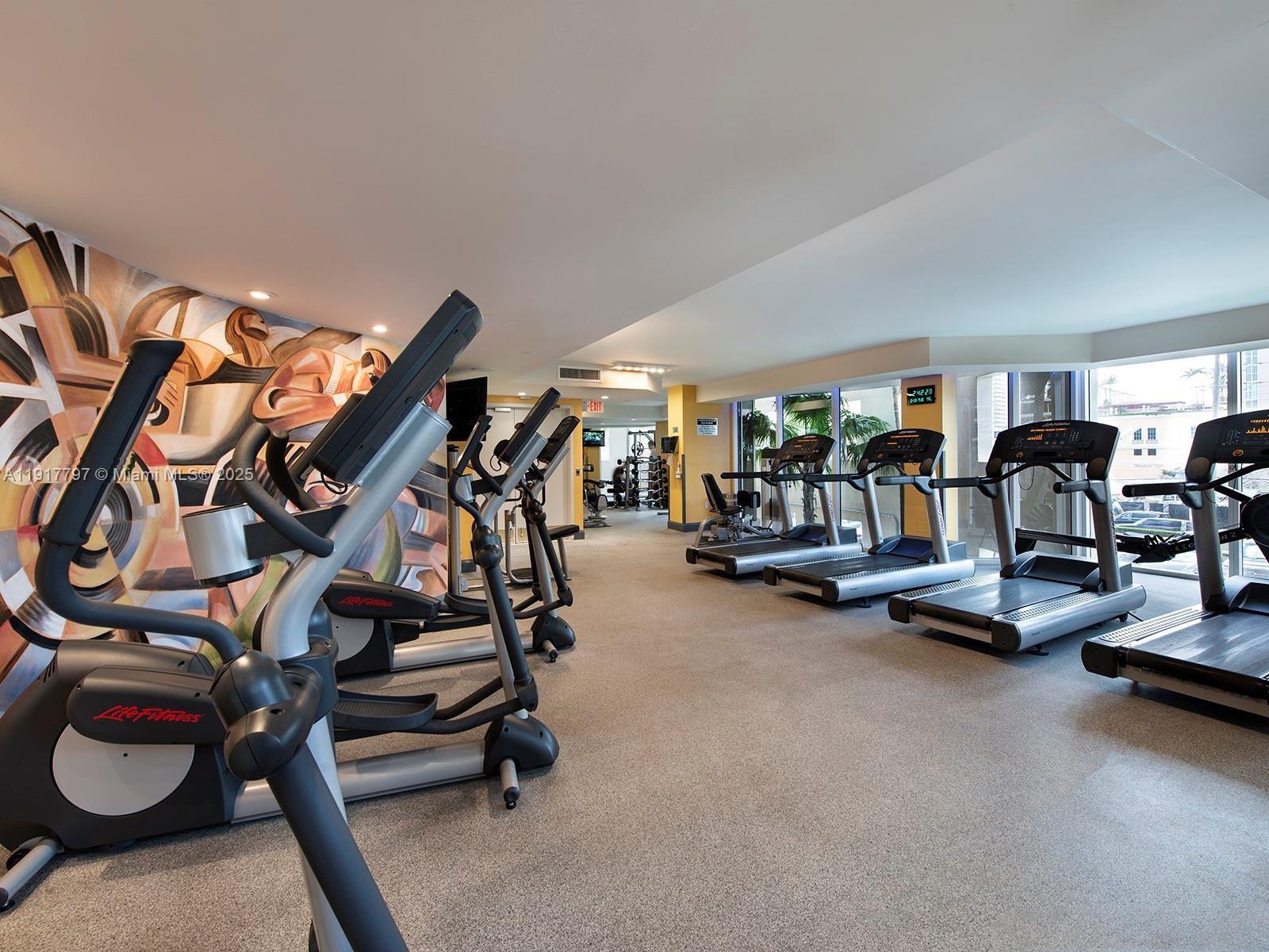 THE PINNACLE CONDO - Residential