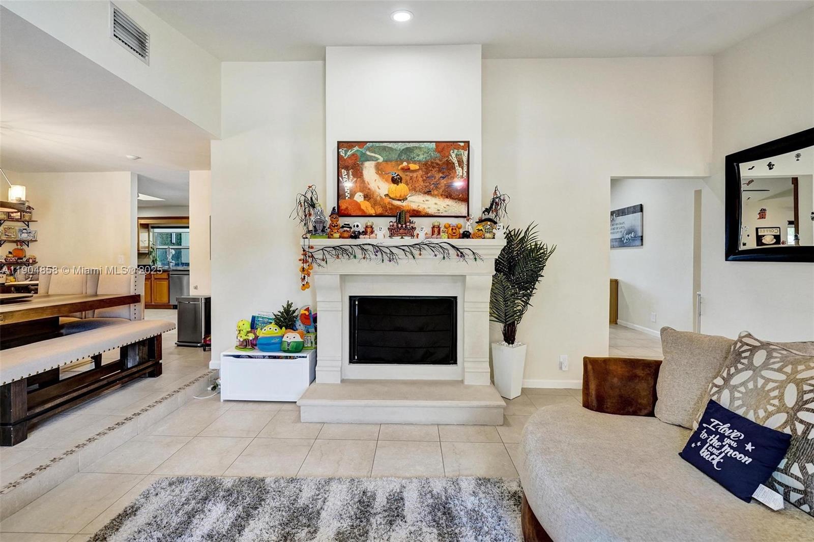 JACARANDA LAKES SECTION 8 - Residential