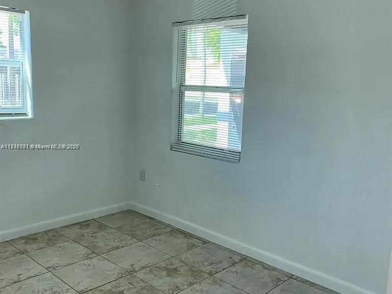 1277 NW 58th St