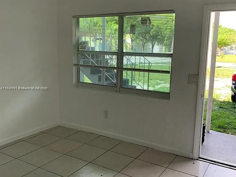 1277 NW 58th St