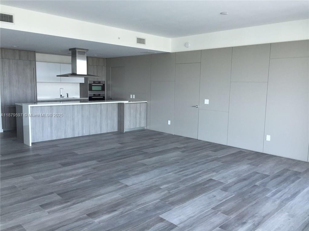 OCEANA KEY BISCAYNE CONDO - Residential Lease