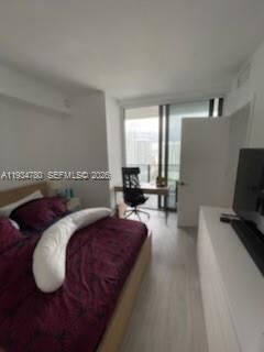 45 SW 9th St 3210
