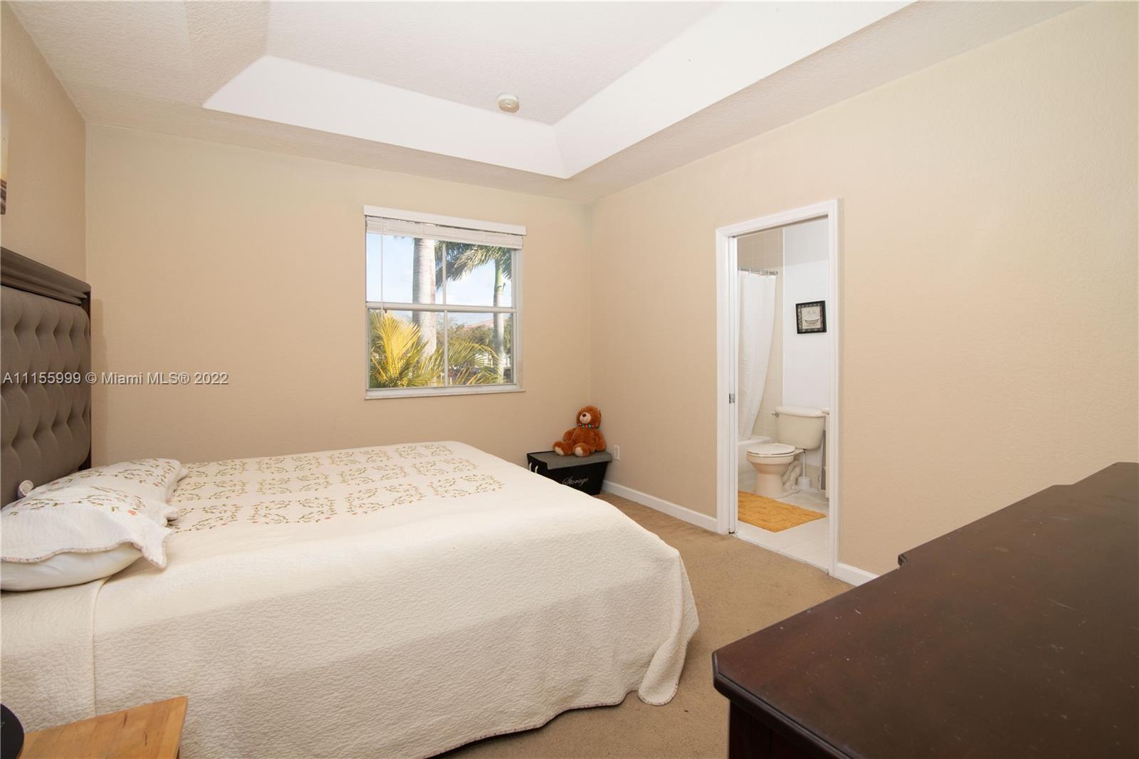 VILLAS AT NAUTICA ONE CON - Residential