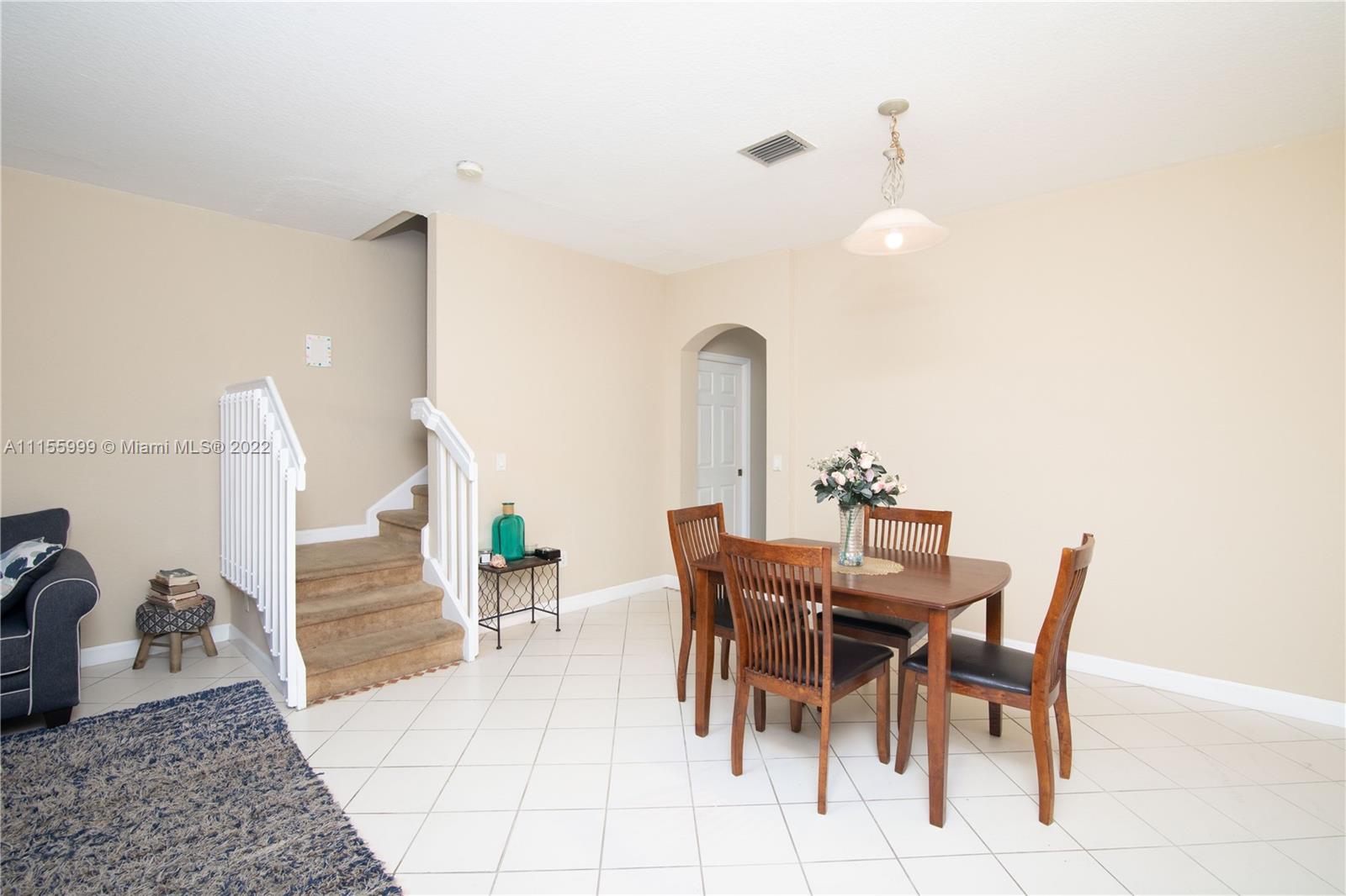 VILLAS AT NAUTICA ONE CON - Residential