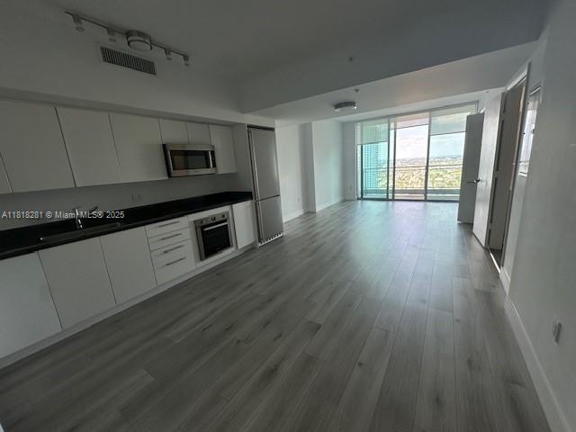 92 Sw 3rd St 4909, Miami, Broward County, Florida - 1 Bedrooms  
1 Bathrooms - 