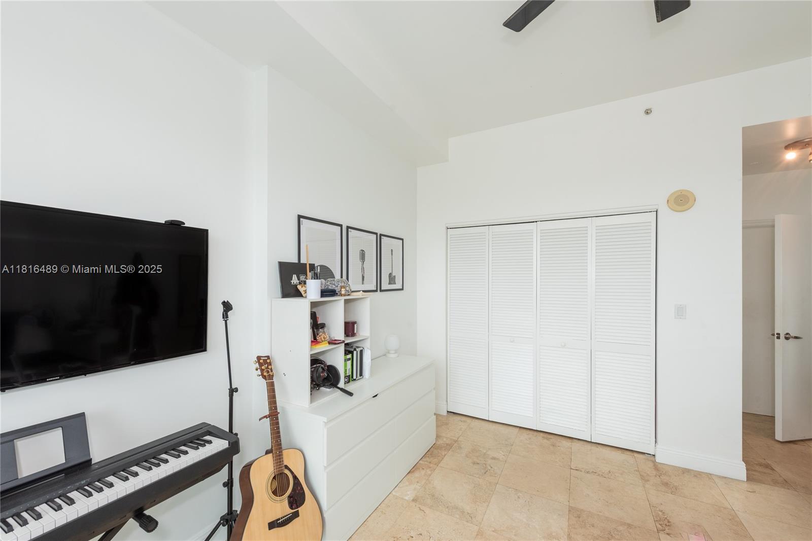 NORDICA CONDO - Residential