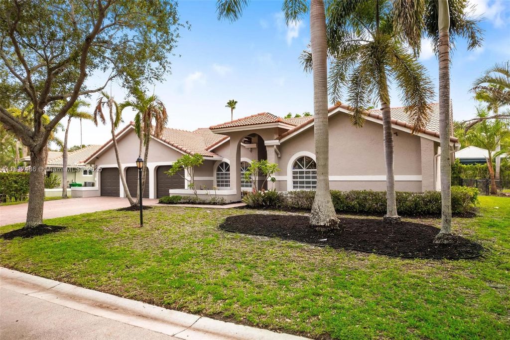 Photo of 5248 NW 89th Dr, Coral Springs, FL 33067 (MLS # A11817436)