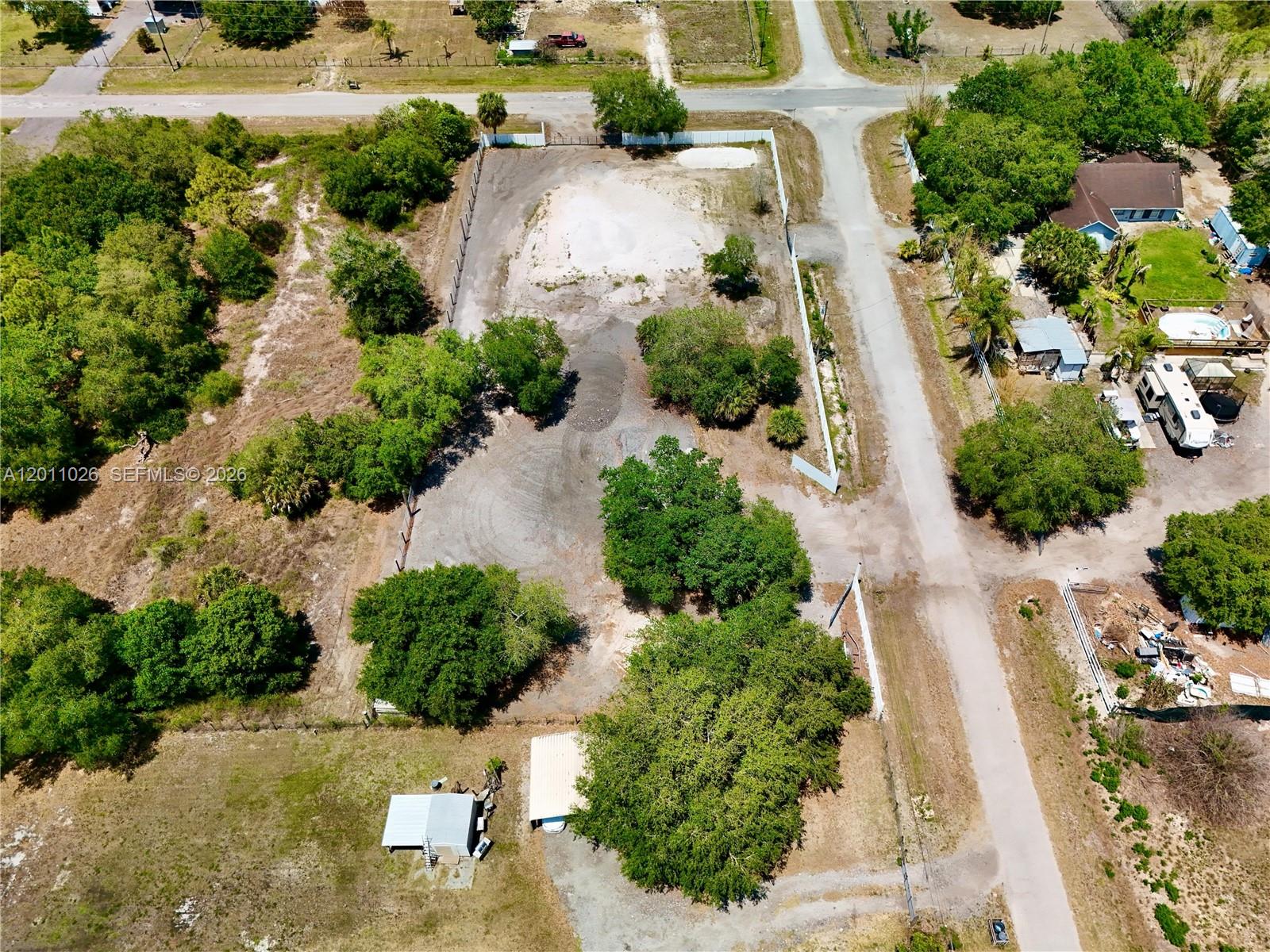 MONTURA RANCH - Land