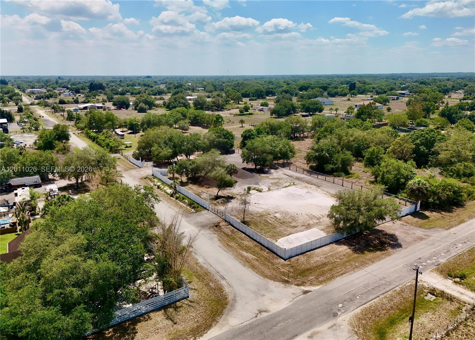 MONTURA RANCH - Land
