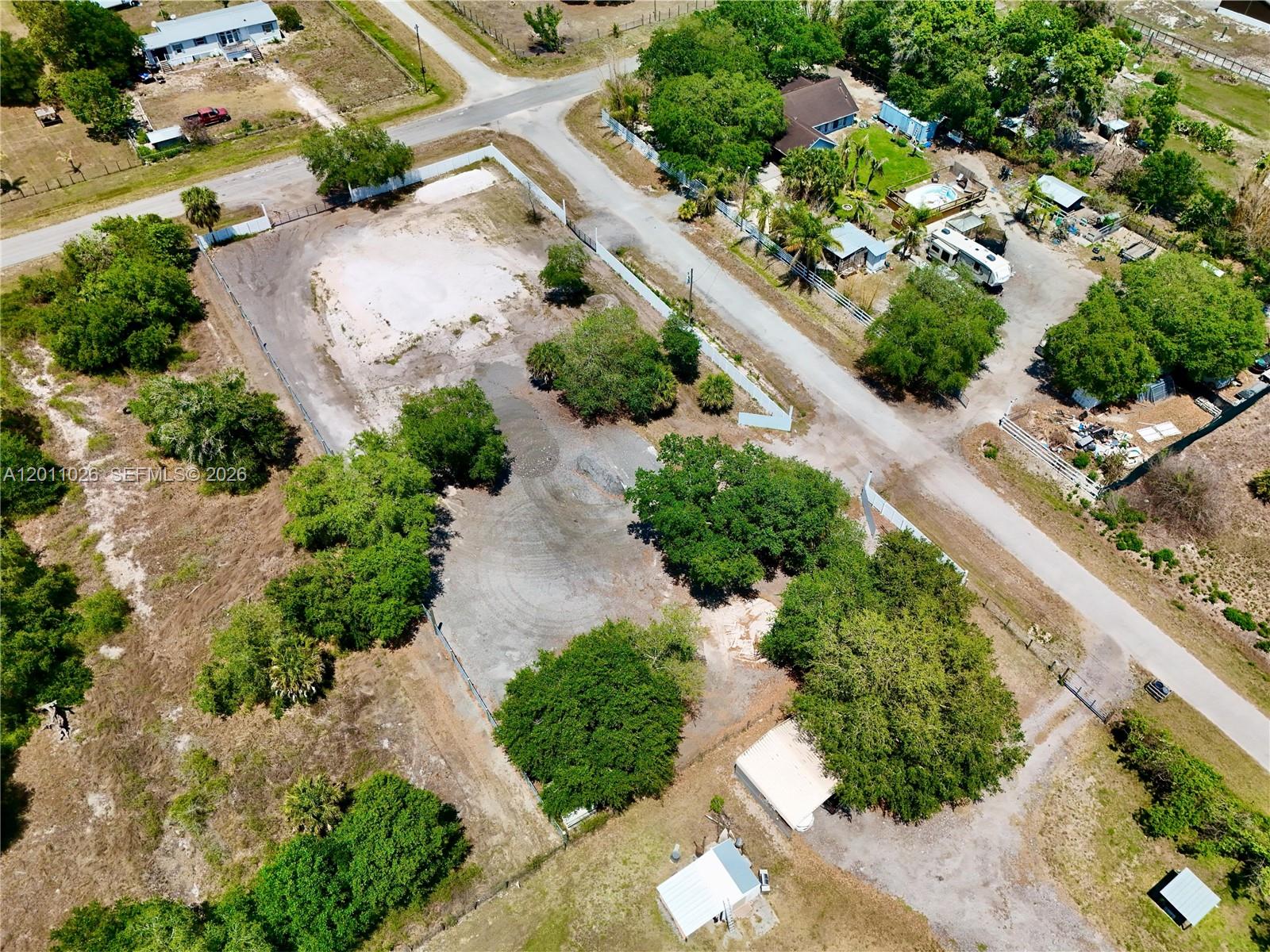 MONTURA RANCH - Land