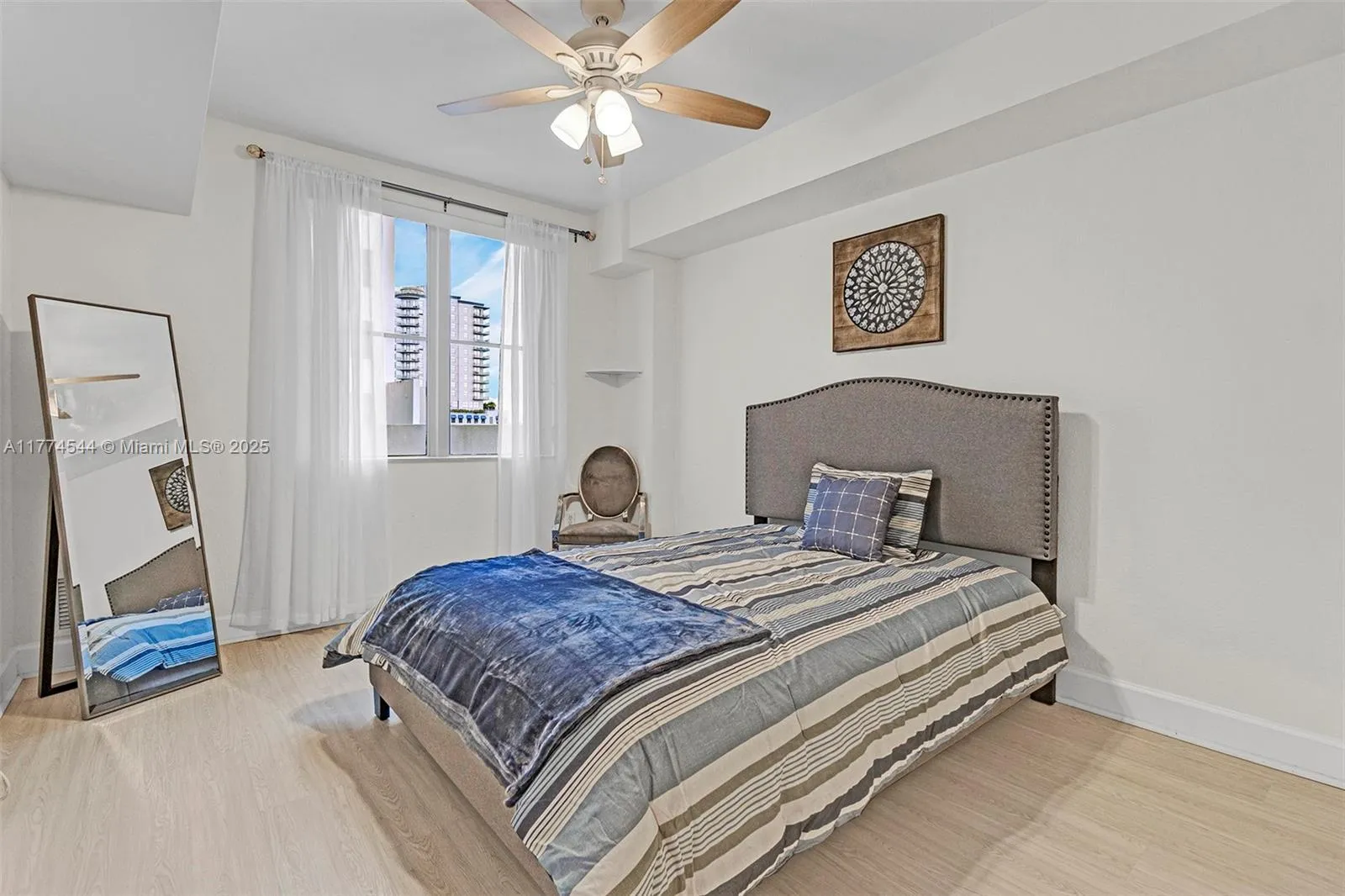 Hollywood, Florida 33020, United States, 2 Bedrooms Bedrooms, ,2 BathroomsBathrooms,Residential,Active,100806