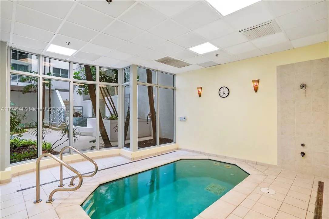 Hollywood, Florida 33020, United States, 2 Bedrooms Bedrooms, ,2 BathroomsBathrooms,Residential,Active,100806