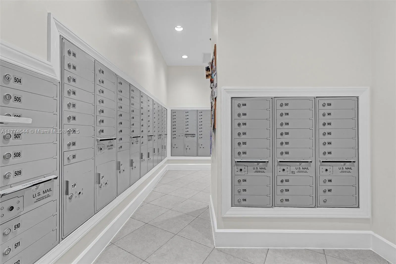 Hollywood, Florida 33020, United States, 2 Bedrooms Bedrooms, ,2 BathroomsBathrooms,Residential,Active,100806