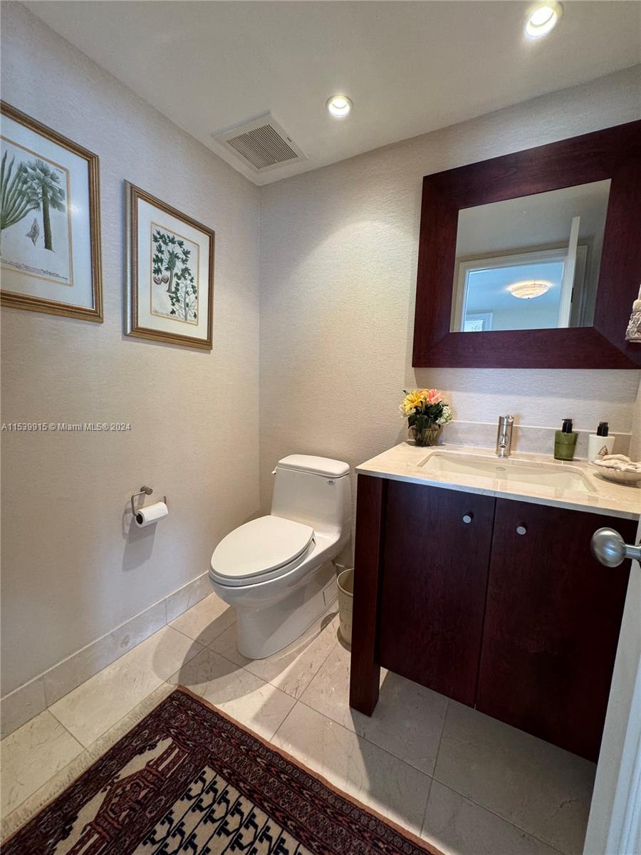 GROVE ISLE CONDO - Residential