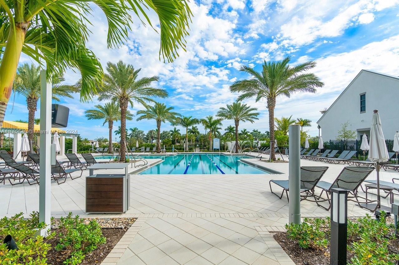 HAMMOCKS OF WESTLAKE - Residential