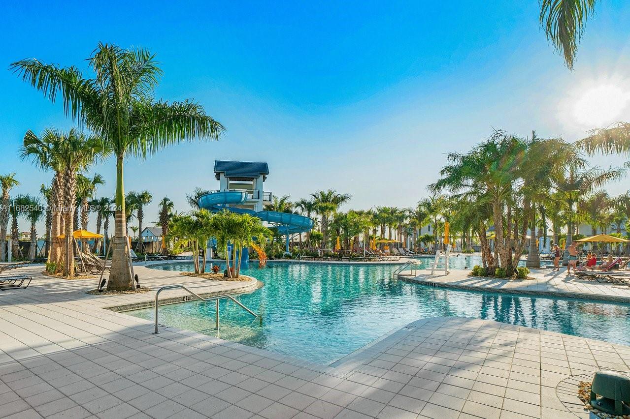 HAMMOCKS OF WESTLAKE - Residential