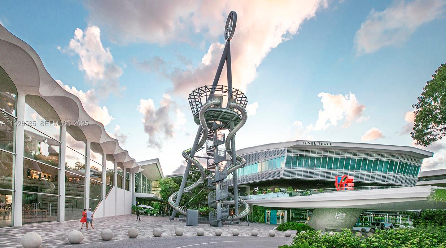 PLAZA TOWERS NORTH CONDO - Residential Lease